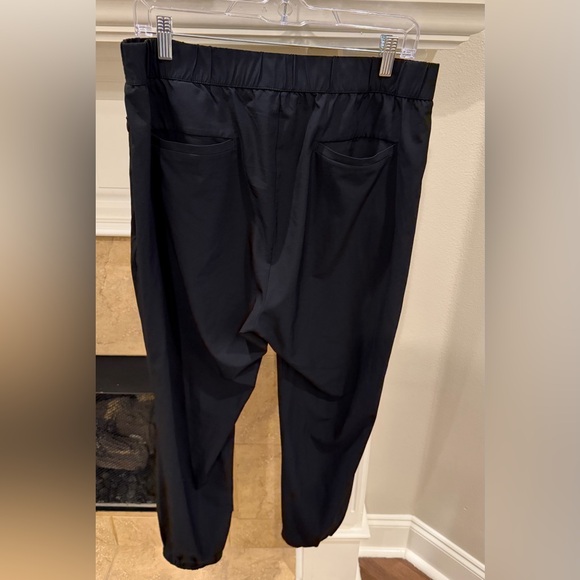 4-Piece Bundle of size 10 pants & skirt: 2 dress pants, 1 casual pant, 1 skirt - Picture 11 of 16